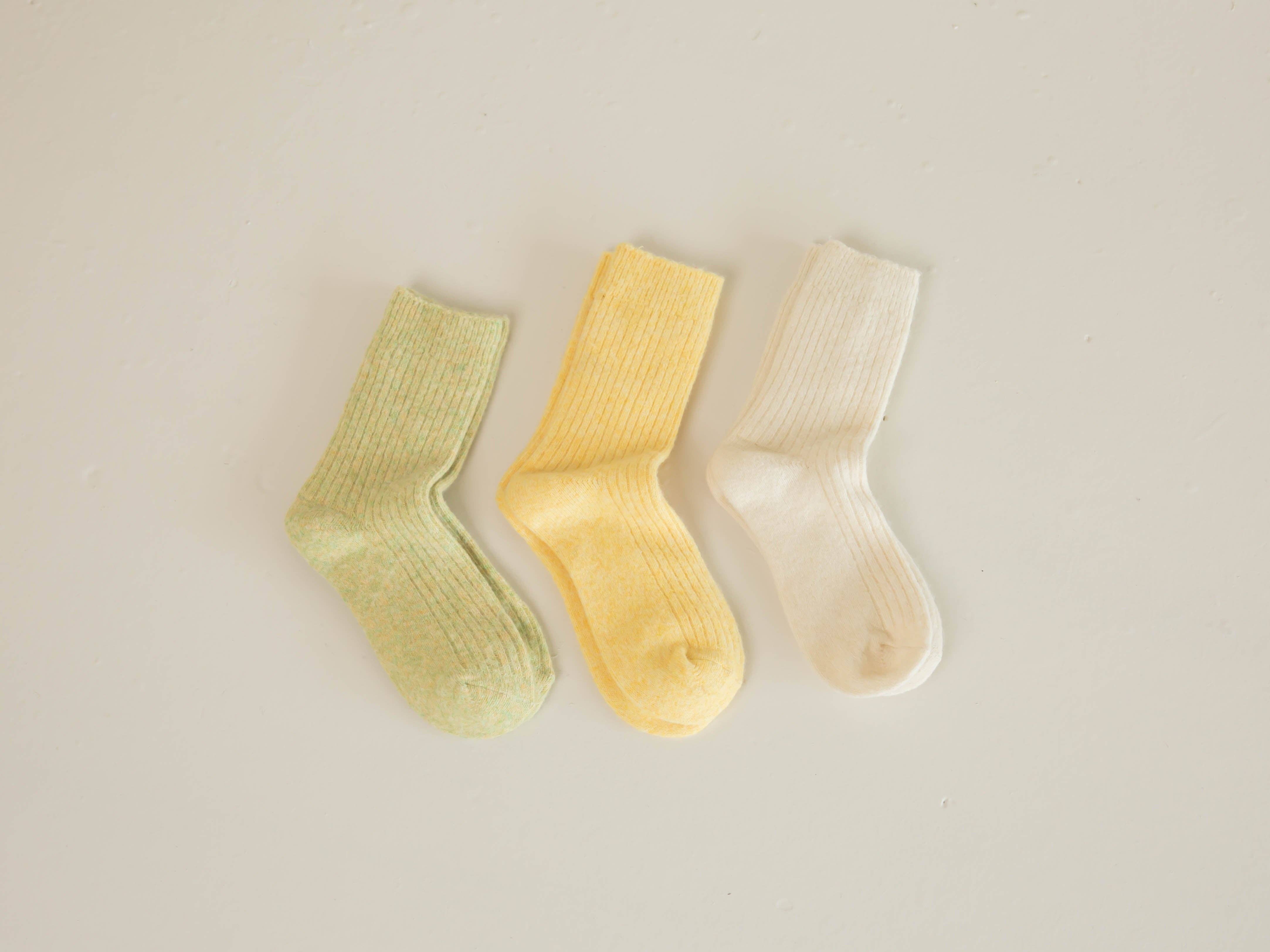 The Comfiest Socks - Yellow: S/M - Gateway Gifts