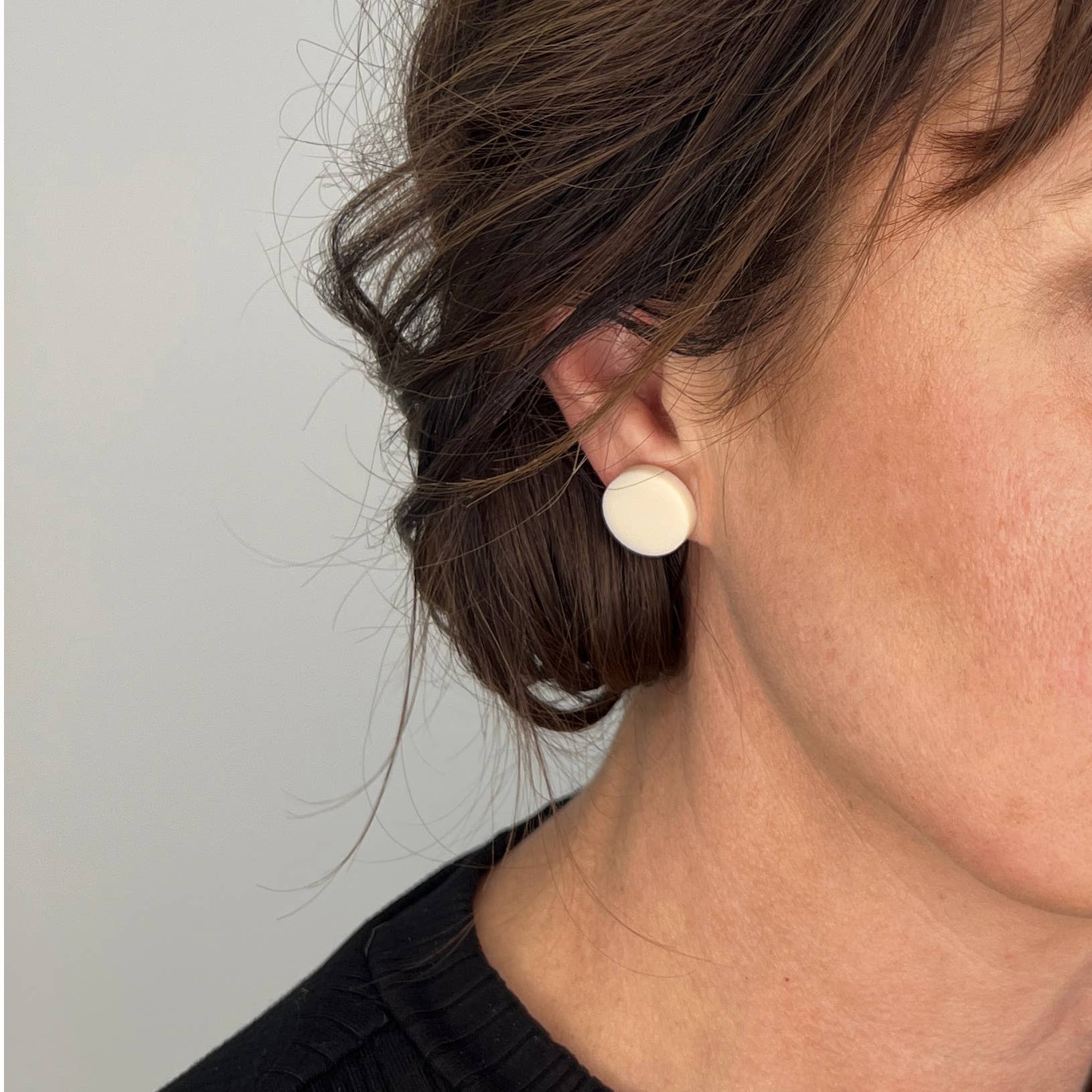 Beige Round Stud Earrings - 15mm - Gateway Gifts