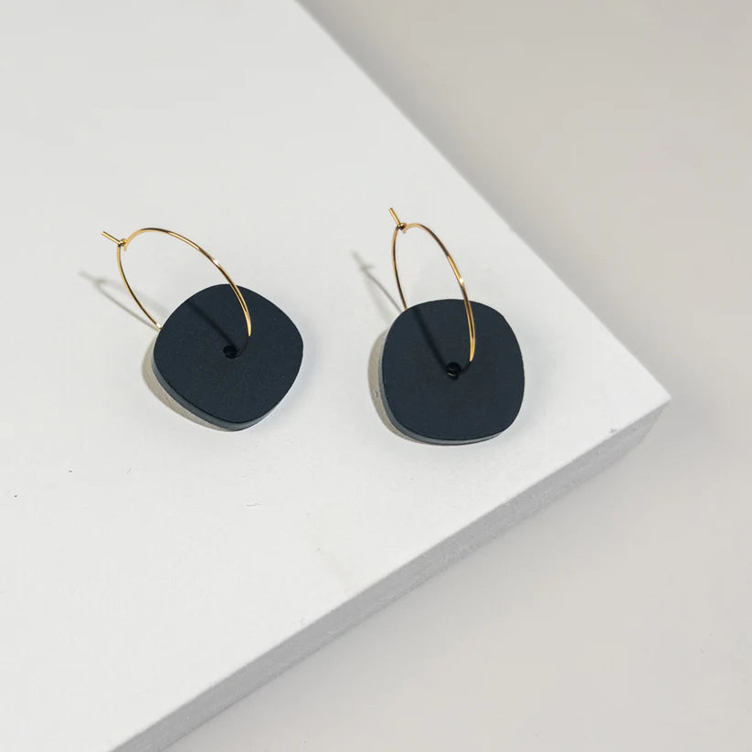 Aura Hoop - Black - Gold - Gateway Gifts