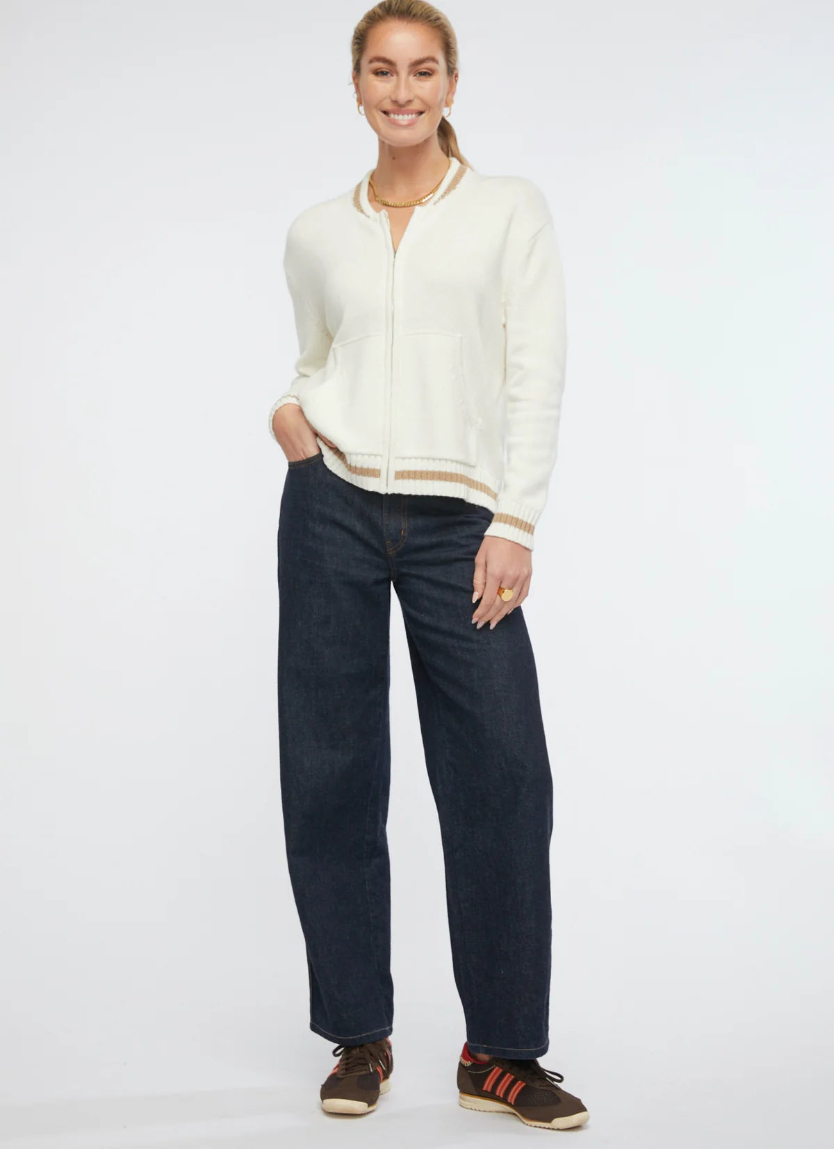 Handwork Bomber