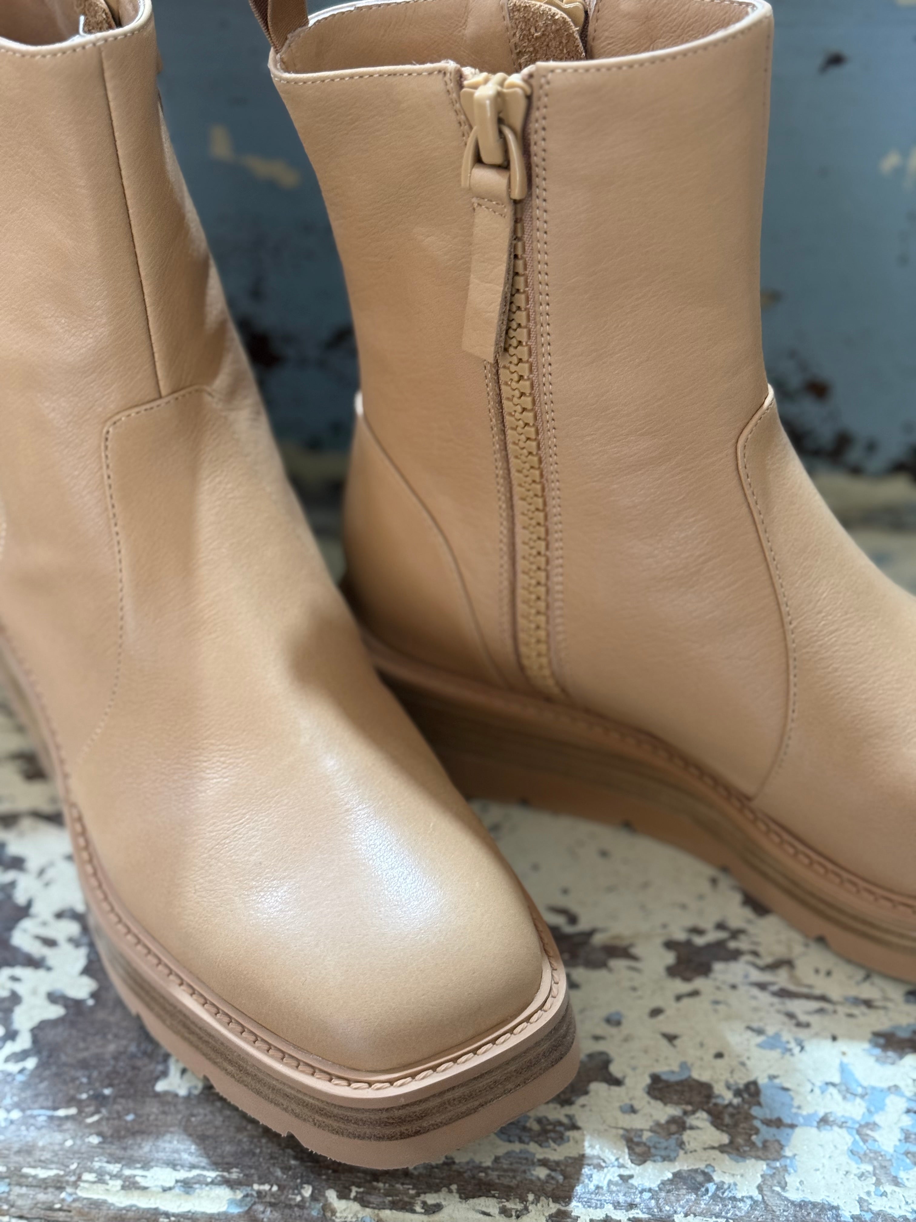 Thans Wedge Boots