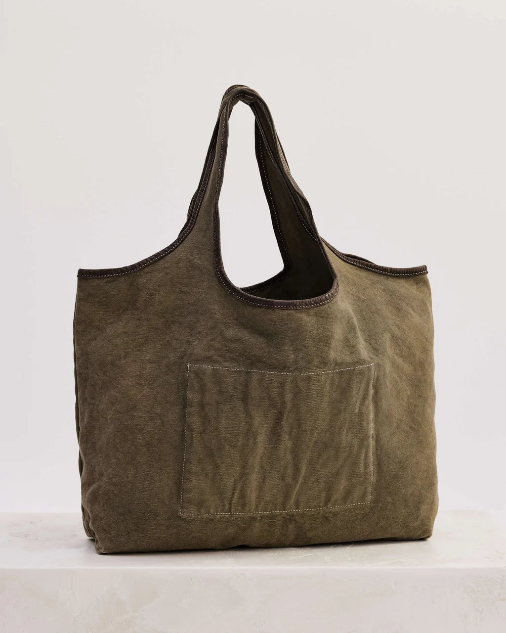 Metro Tote Moss - Gateway Gifts