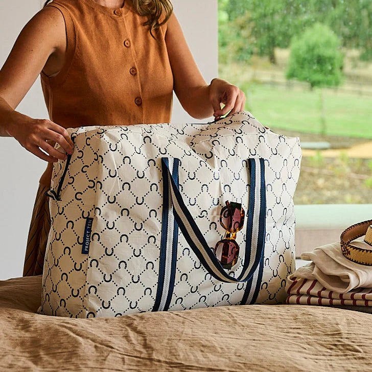 Overnight Bag – Navy Horseshoe - Gateway Gifts