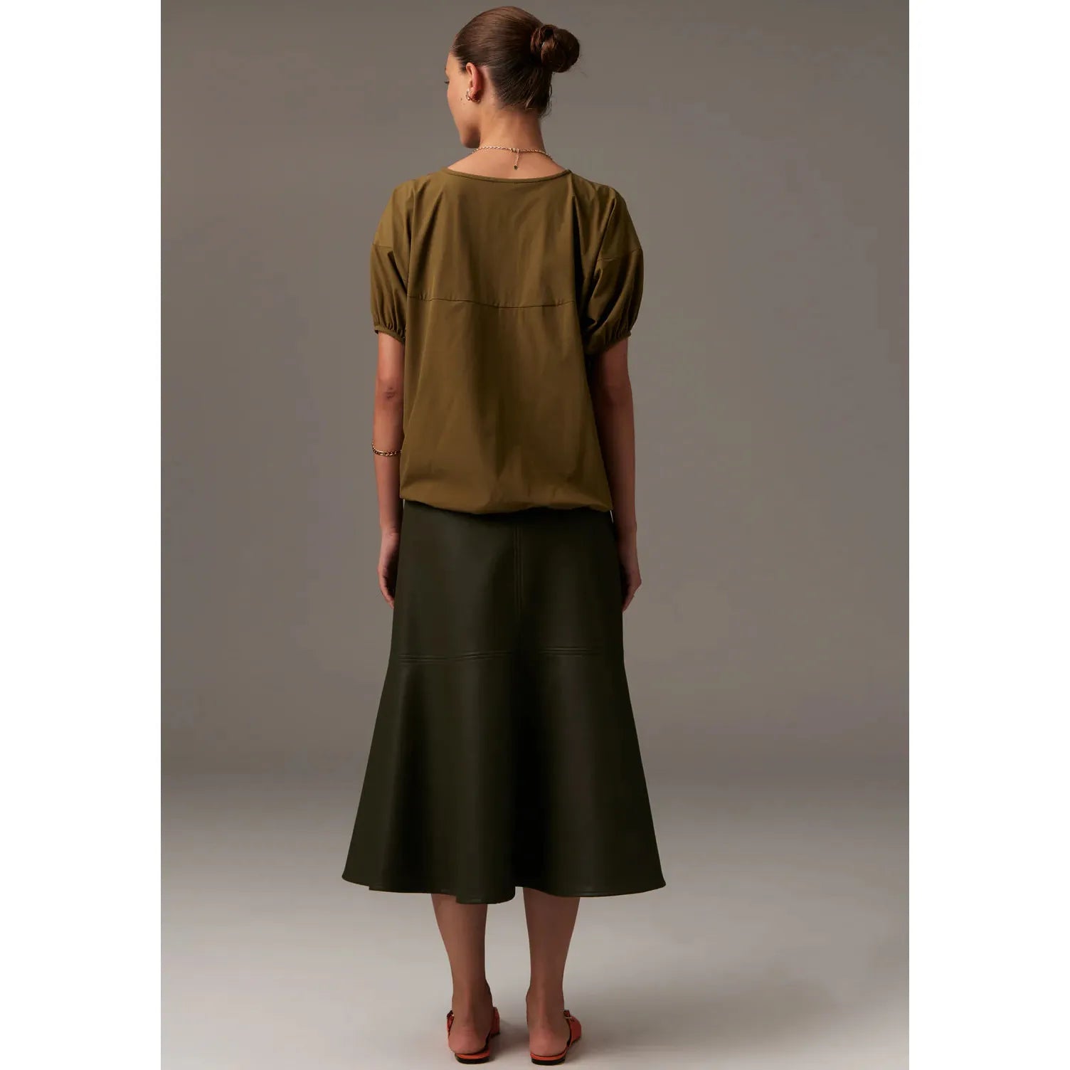 Ollie Faux Leather Skirt / Khaki