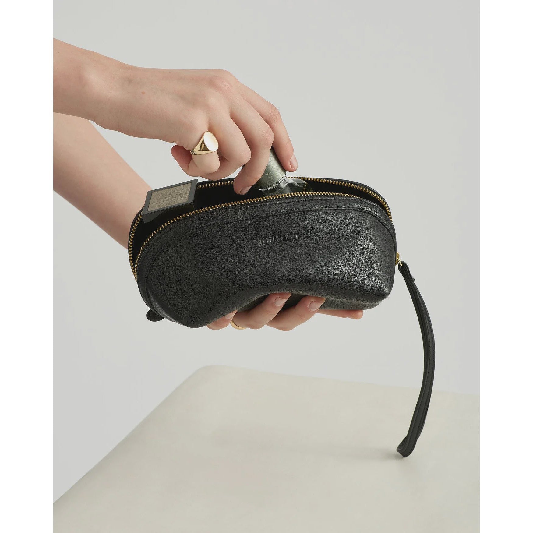 Mini Transit Pouch Black