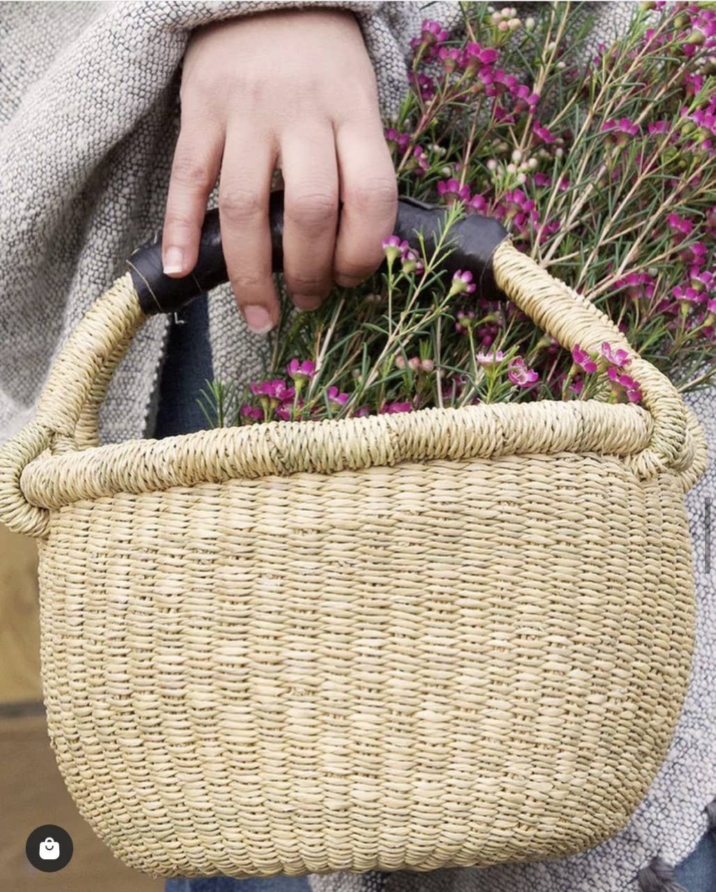 Natural Round basket: Large