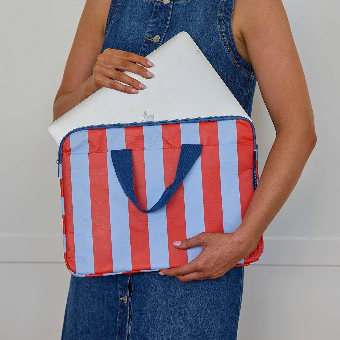 Laptop Case – Red Blue Stripe - Gateway Gifts