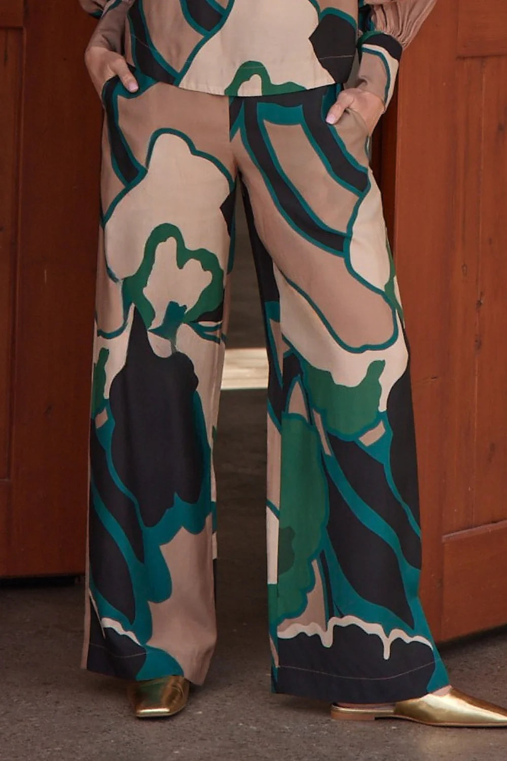 Gesture Pant