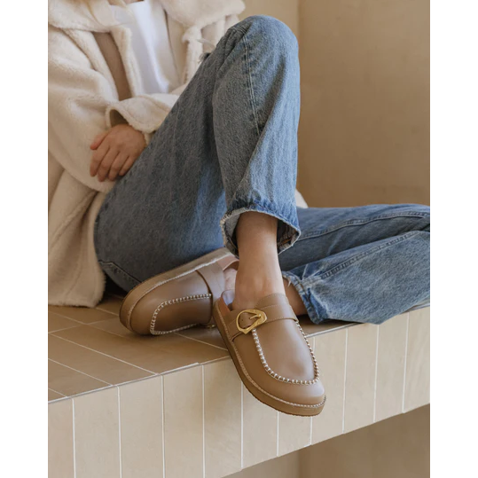 Pia Leather Mule