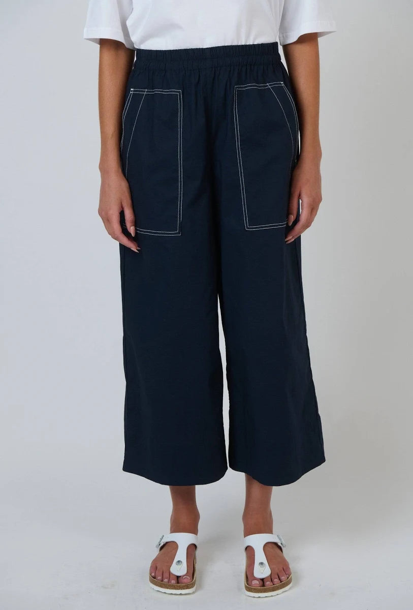 Tia Poplin Pant Navy - Gateway Gifts