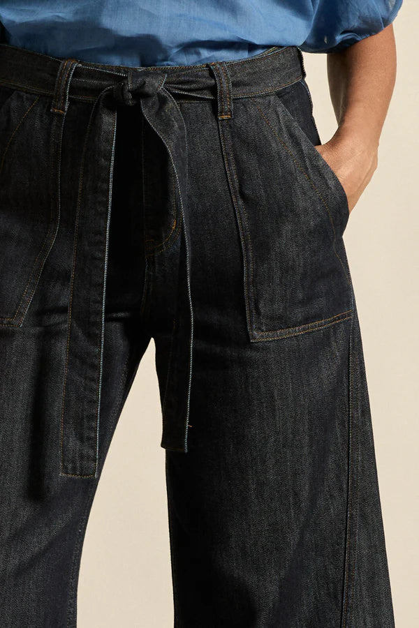 Embark Jean