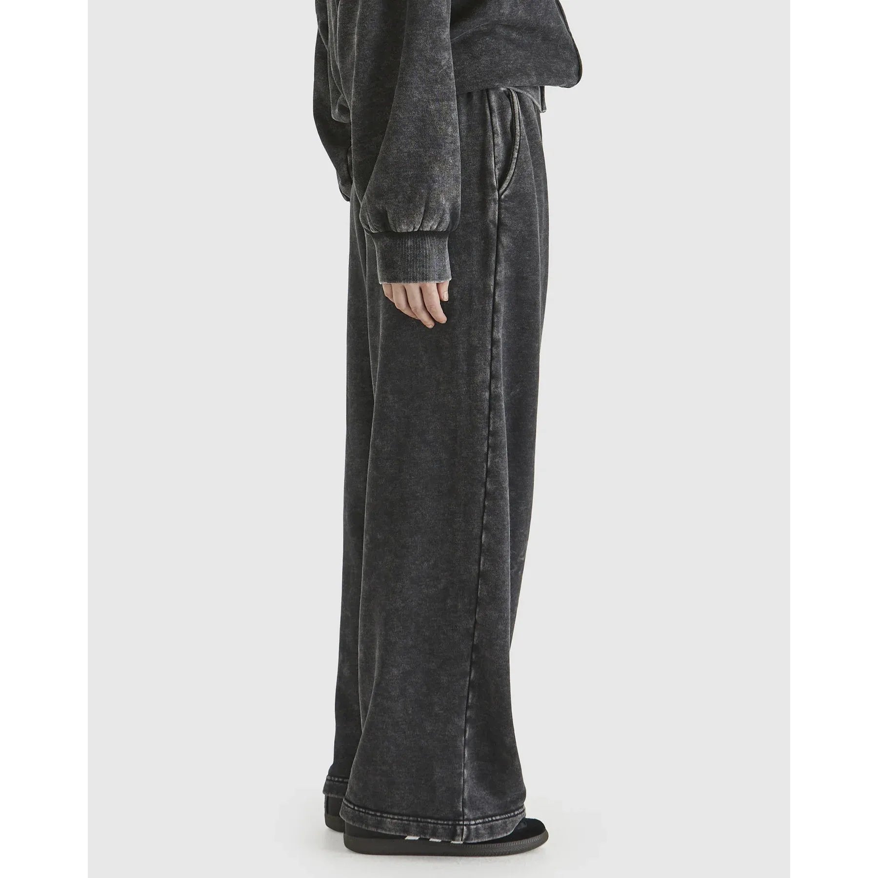 Carson Sweatpant Washed Black