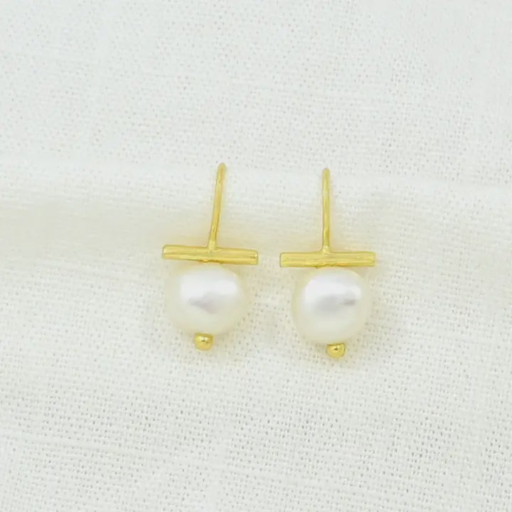 Baroque Pearl Gold Earring