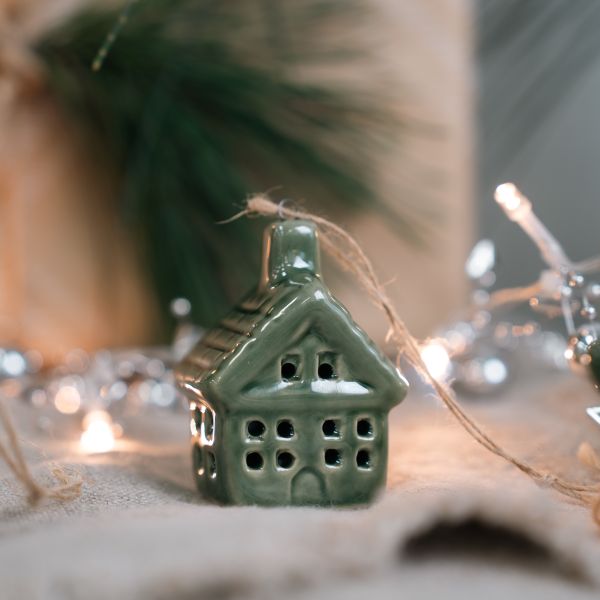 Lucia Hanging House Green