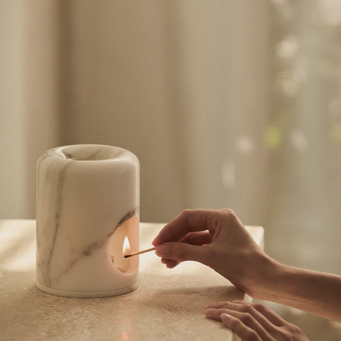 Expanse Oil Burner / Calcutta Gold Marble - Gateway Gifts