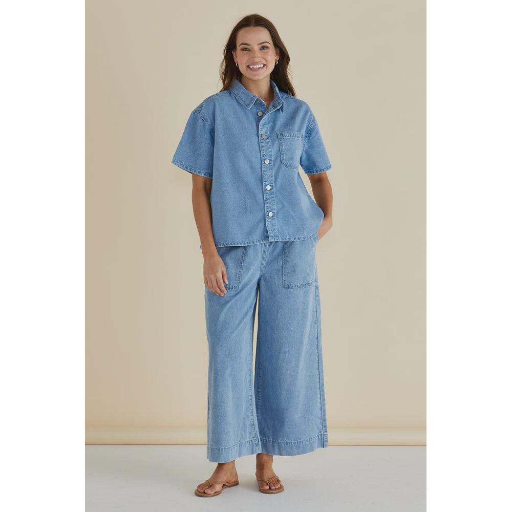 Saffra Relax Leg Jean - Gateway Gifts