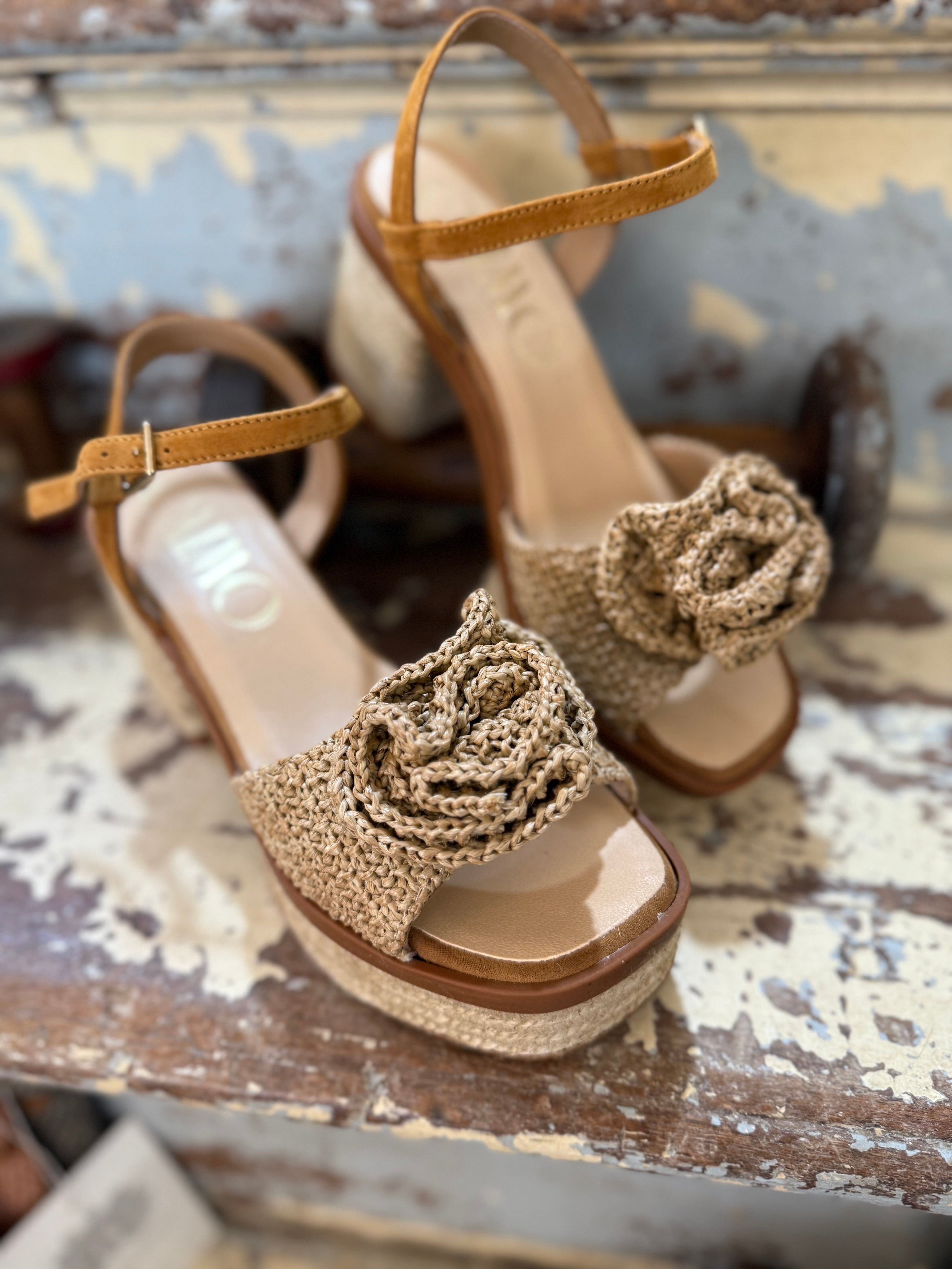 Luana Heel