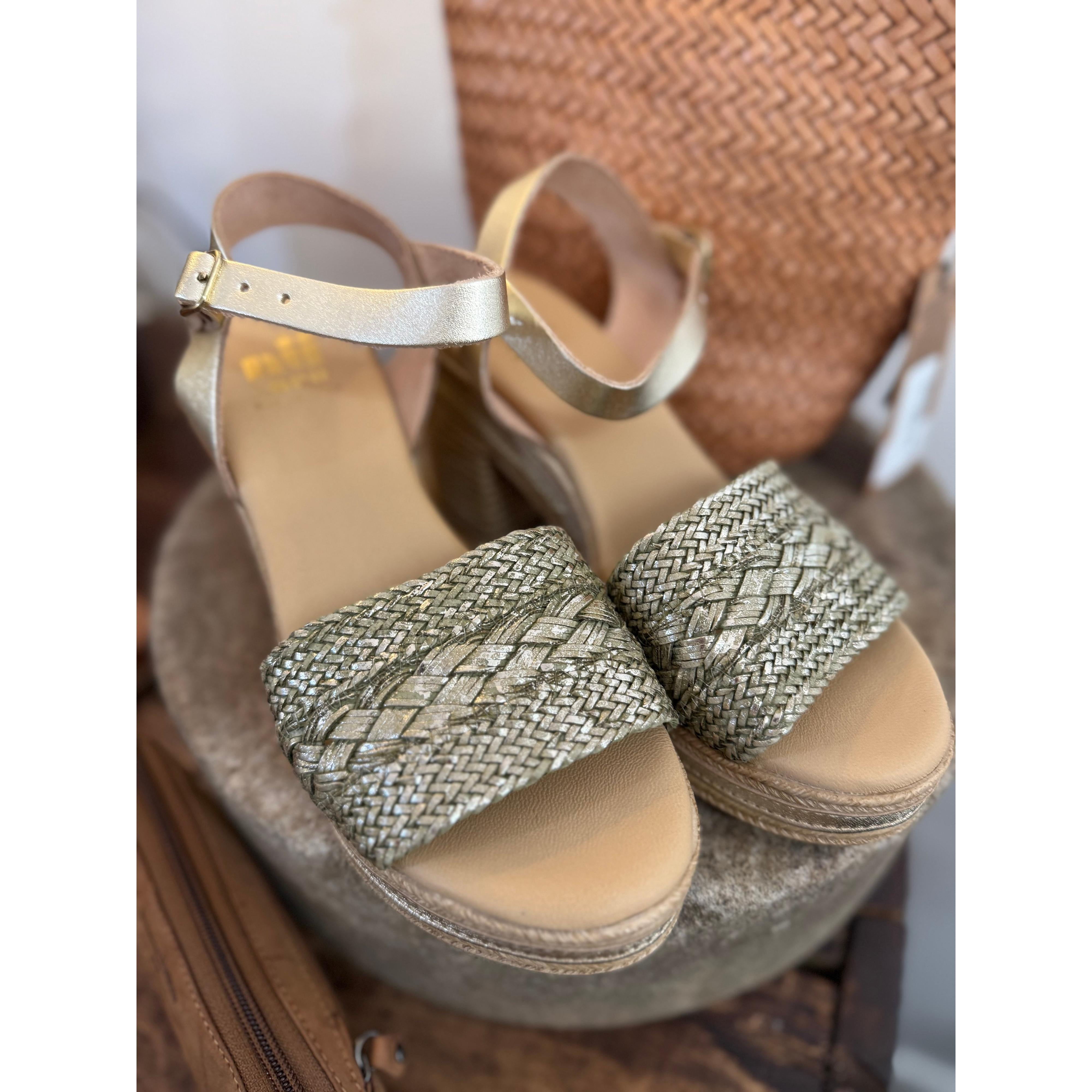 Queenie Heel Platinum - Gateway Gifts