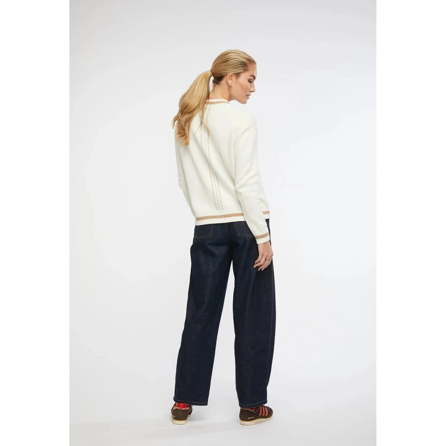 Handwork Bomber