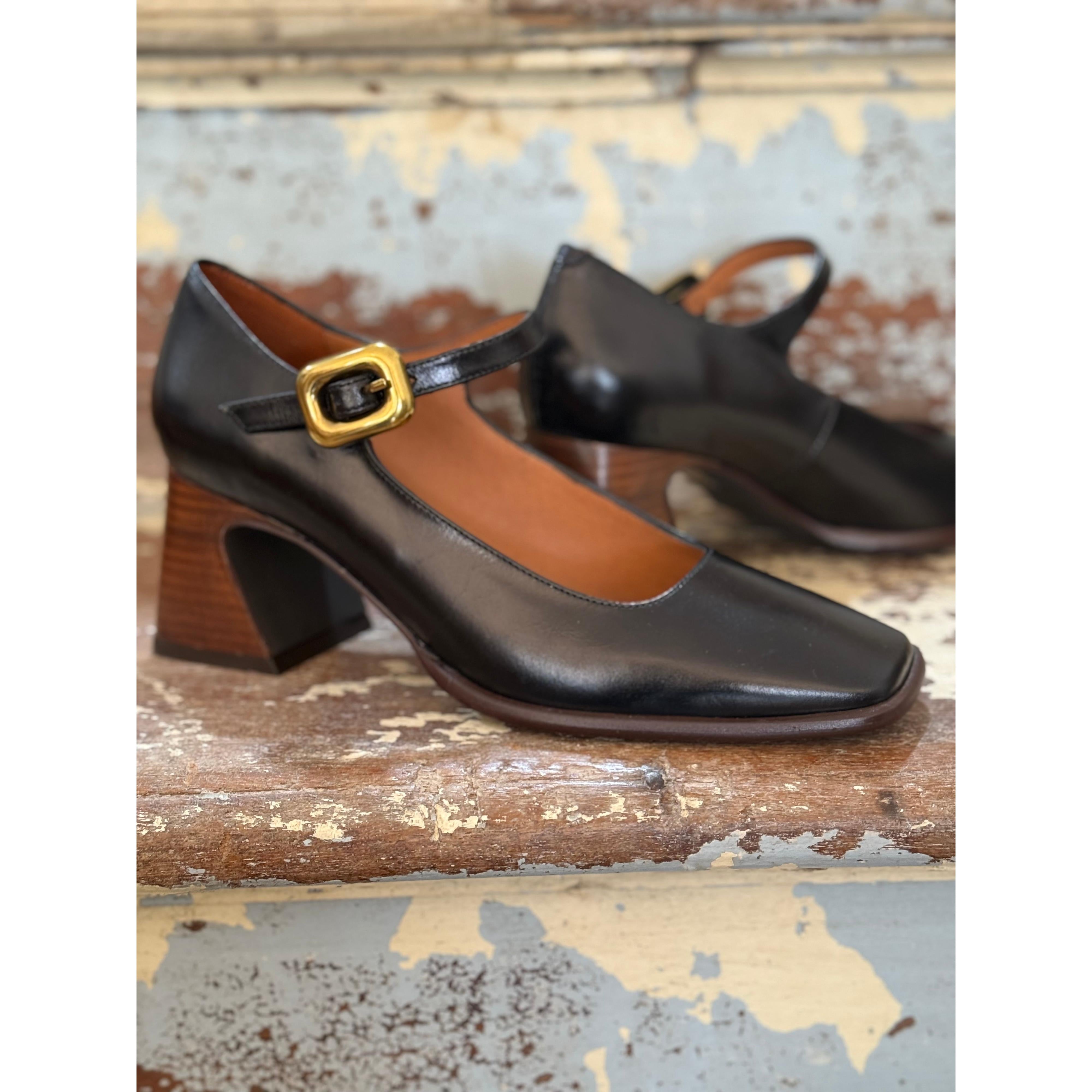 Sierra Heel