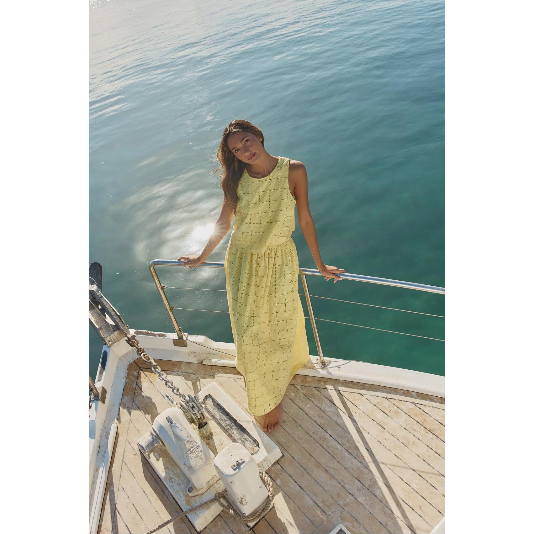 Helmi Broderie Tank - Gateway Gifts