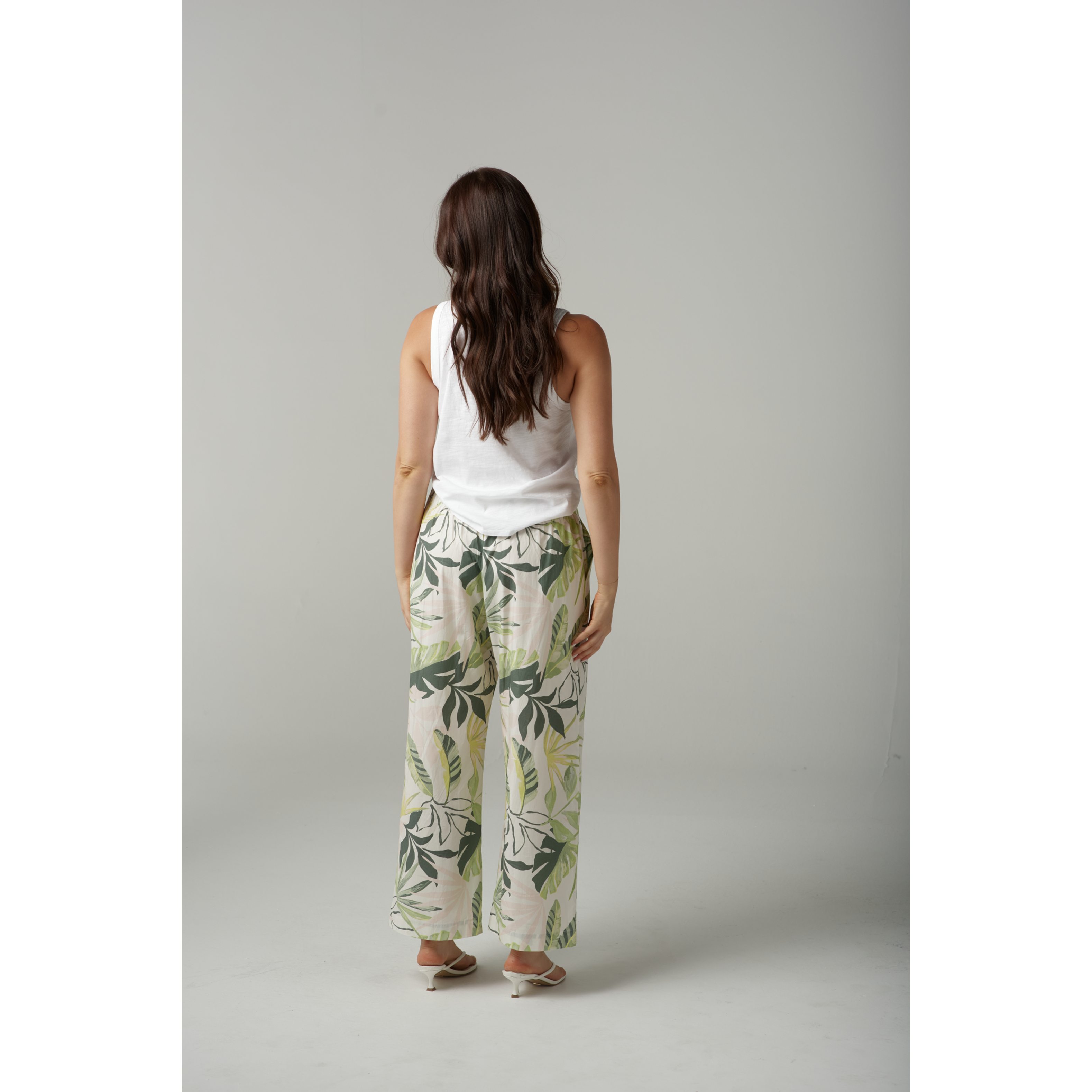 Stringy Cropped Pant - Gateway Gifts