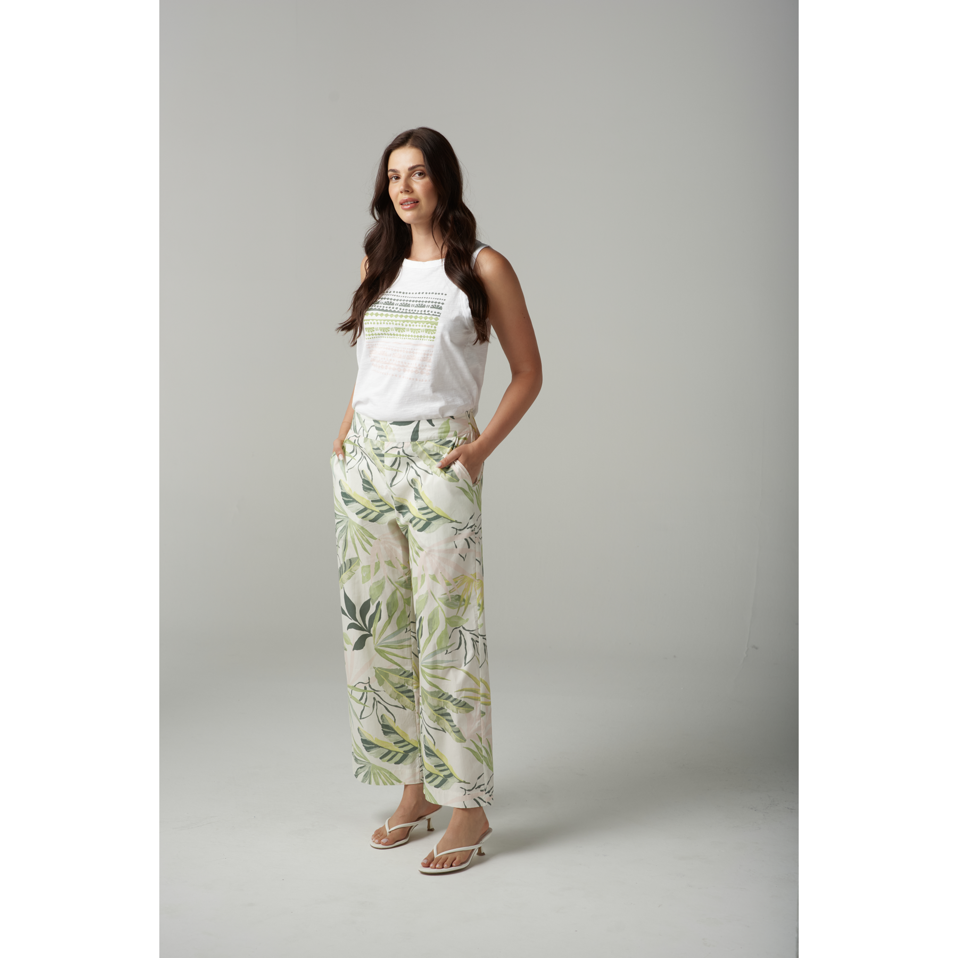 Stringy Cropped Pant - Gateway Gifts
