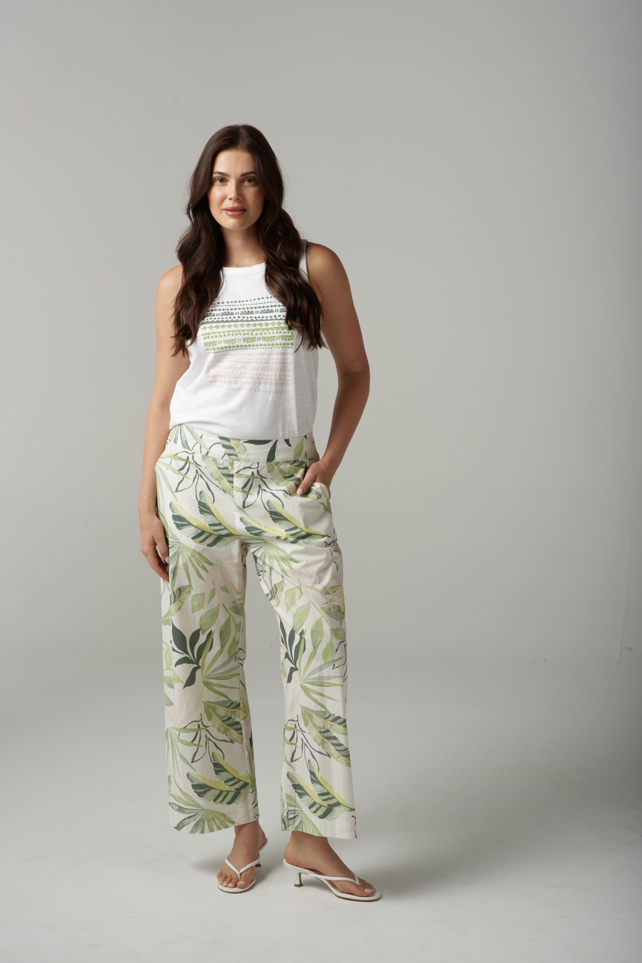 Stringy Cropped Pant