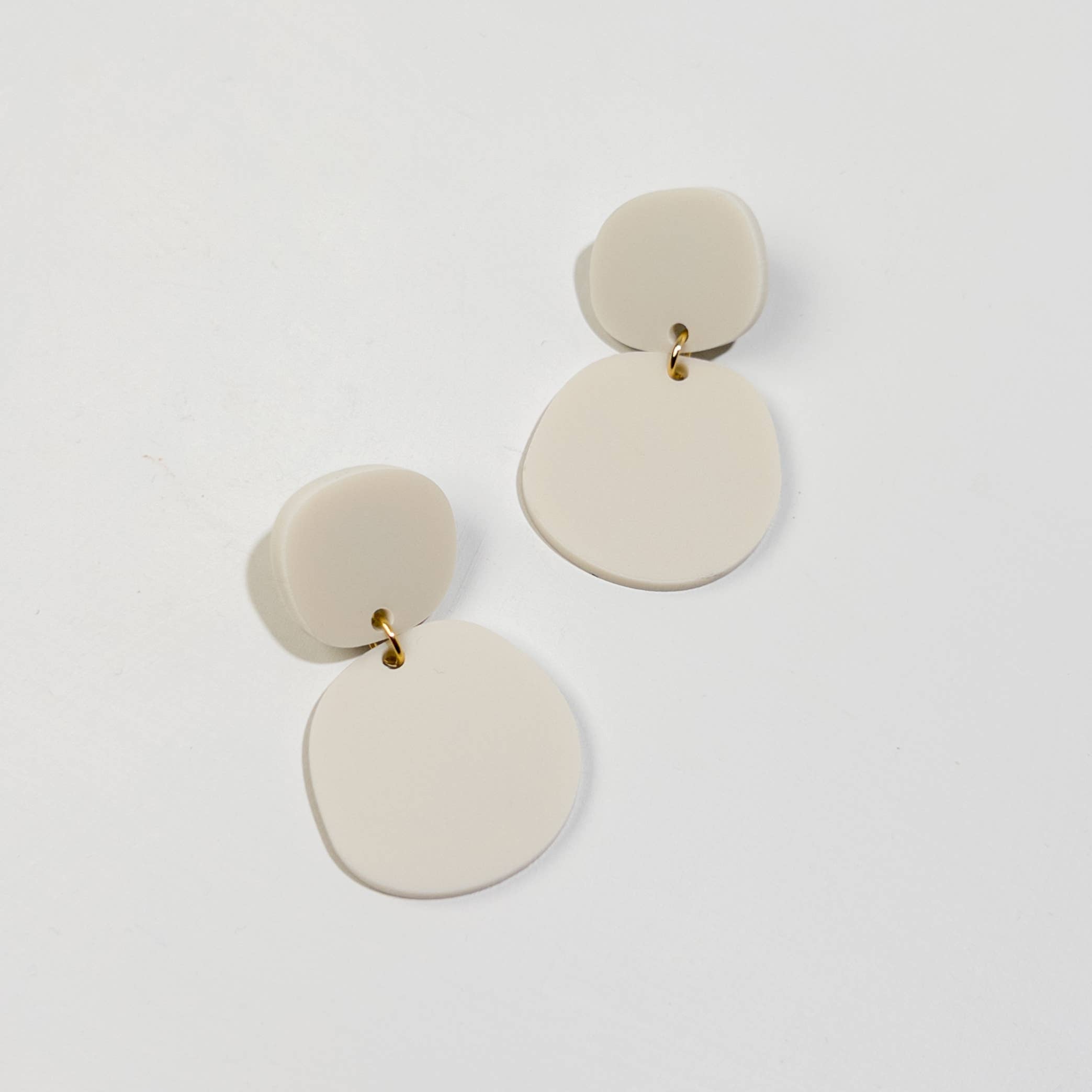 Boulder Statement Dangles - Ivory Beige - Gateway Gifts