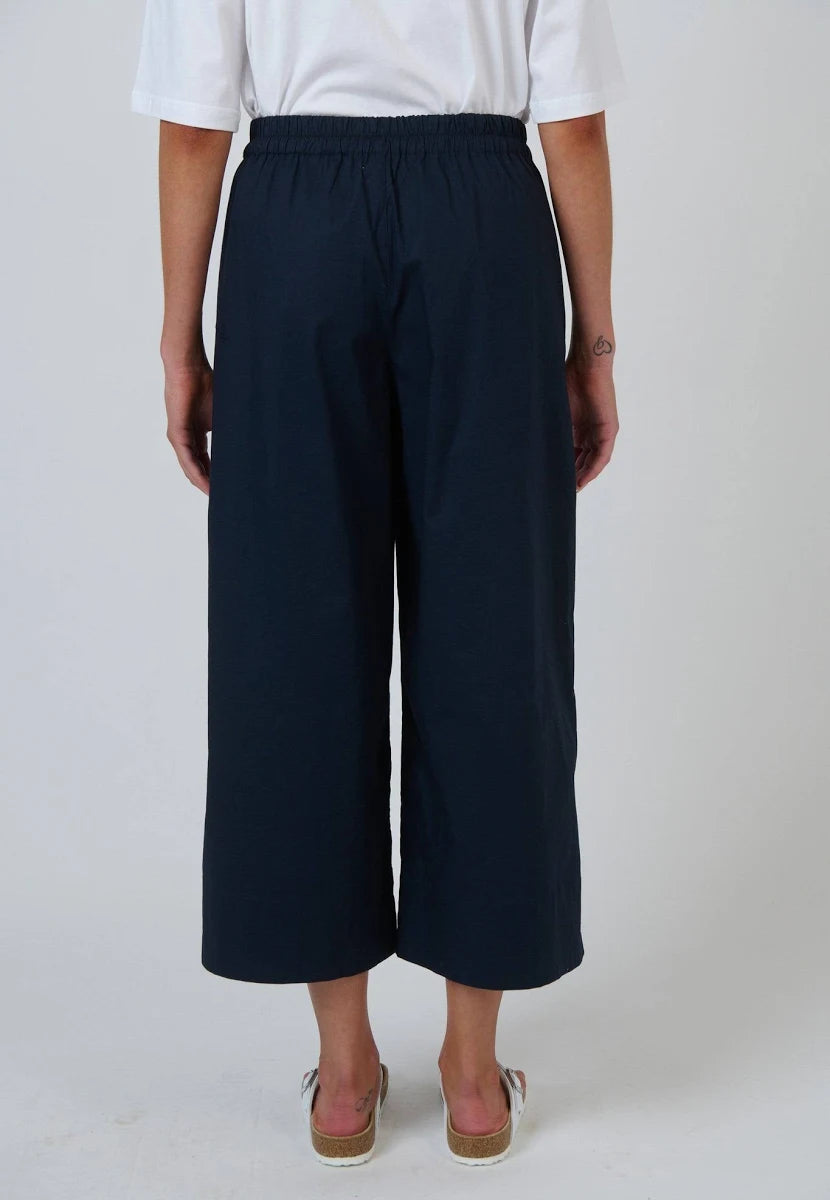 Tia Poplin Pant Navy - Gateway Gifts