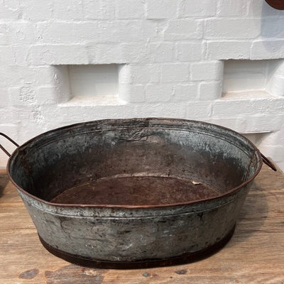 Large Iron Tub With Handles